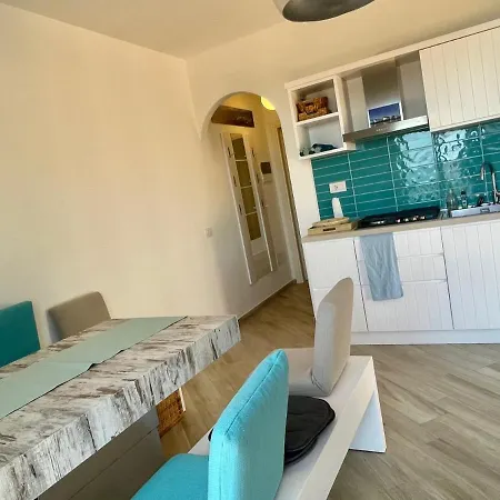 Apt. Sestini By Agenzia Solturelba Сasa de vacaciones