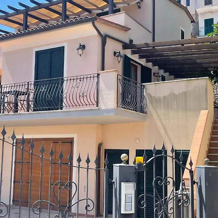 Apt. Sestini By Agenzia Solturelba Holiday home